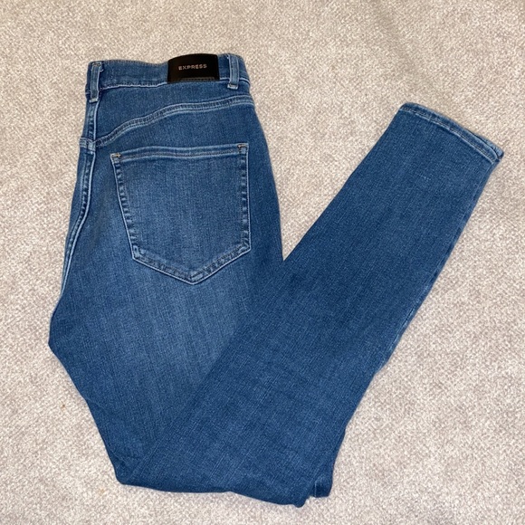 Express Jeans